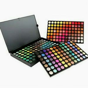 BRAND NEW * COASTAL SCENTS EYESHADOW PALETTE